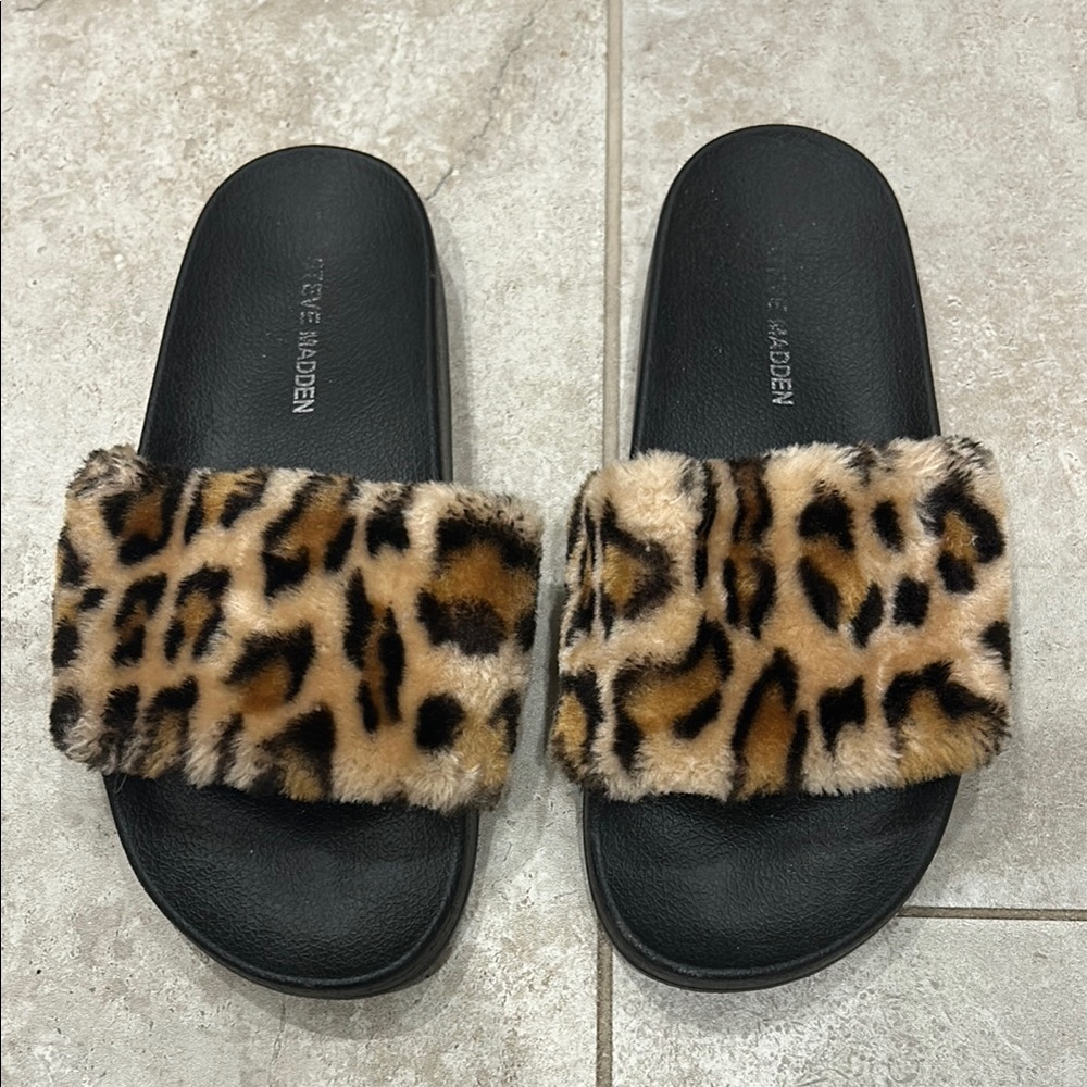 Steve Madden Faux Fur Slides
